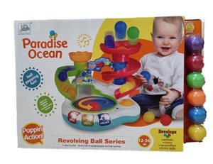 משחק כדורים ענק